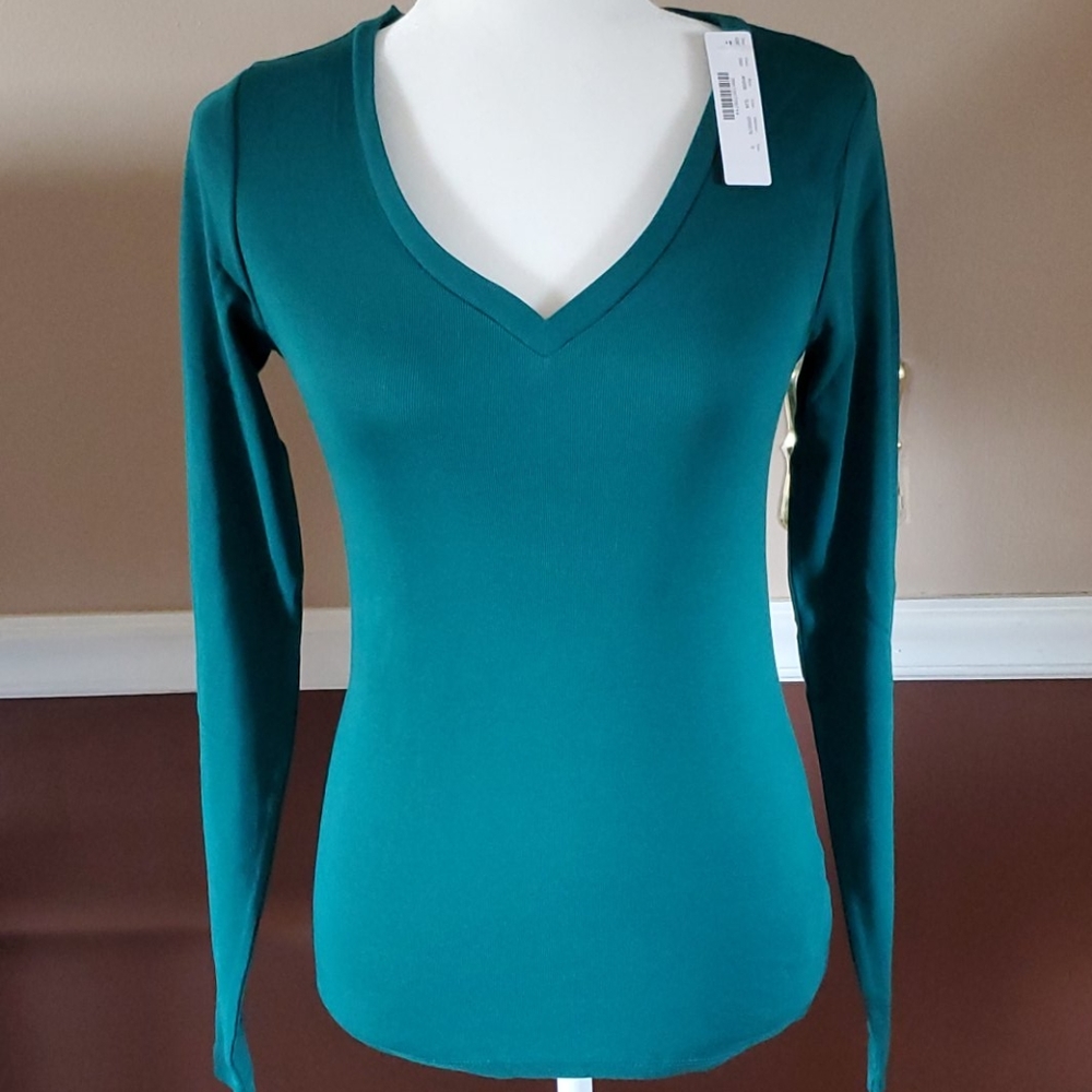 J.Crew Perfect Fit V-Neck Long Sleeve Tee
